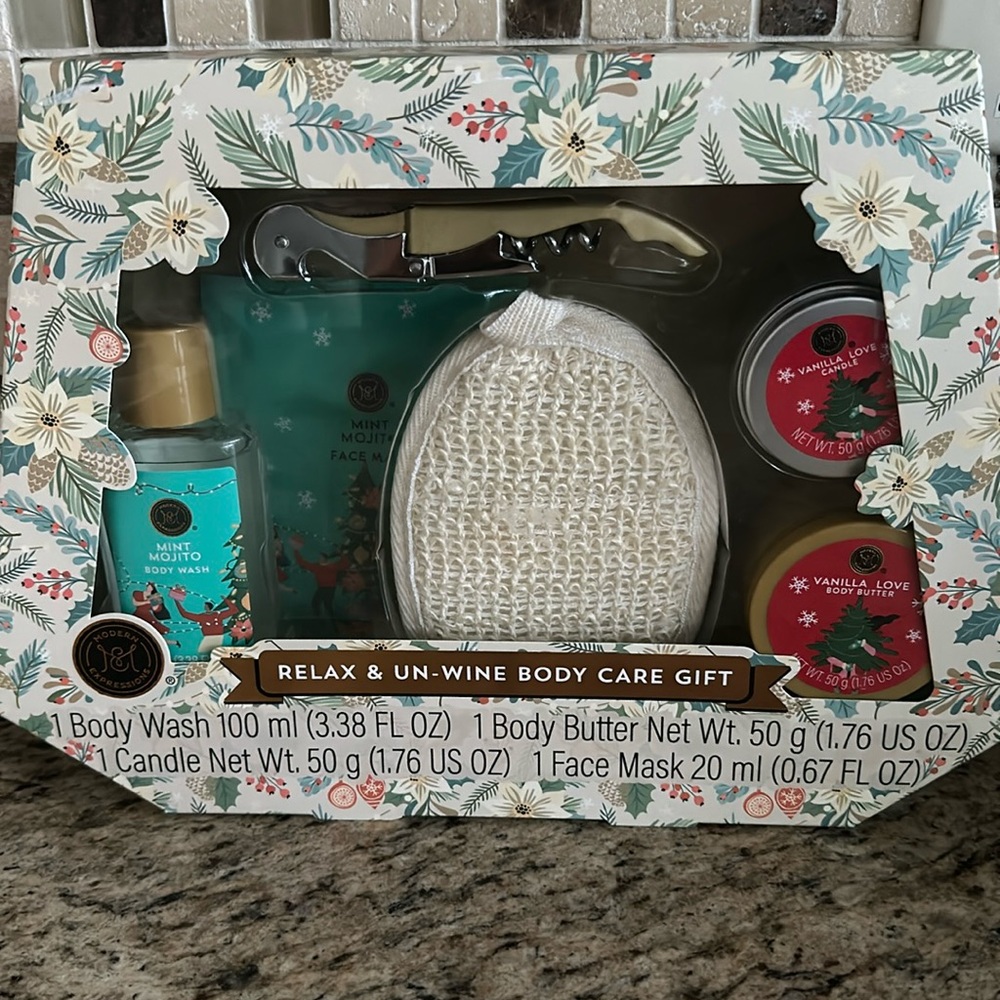 Relax and un-wine, body care gift set